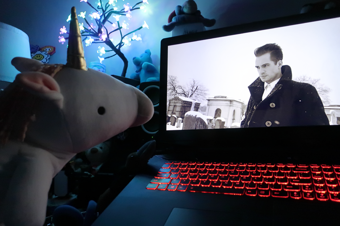 Insomnia Buddy likes music videos...